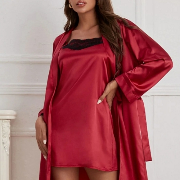 ๐ Women's Red & Black Satin Night Gown & Robe Size Small or X-Large Available - Picture 1 of 9